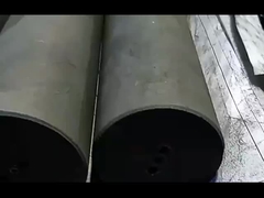 現代のウラン鋼工場 ハイテクの製造機器