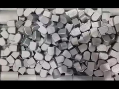 精密機器を製造する 高級機械