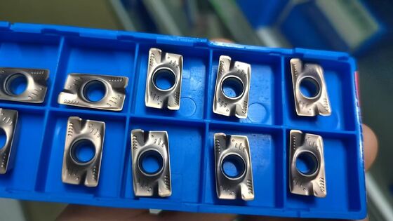 カービッド精密 Apmt1604 Cncフレーシング挿入 専門的な金属加工環境で不鋼鋼を切るのに理想的です